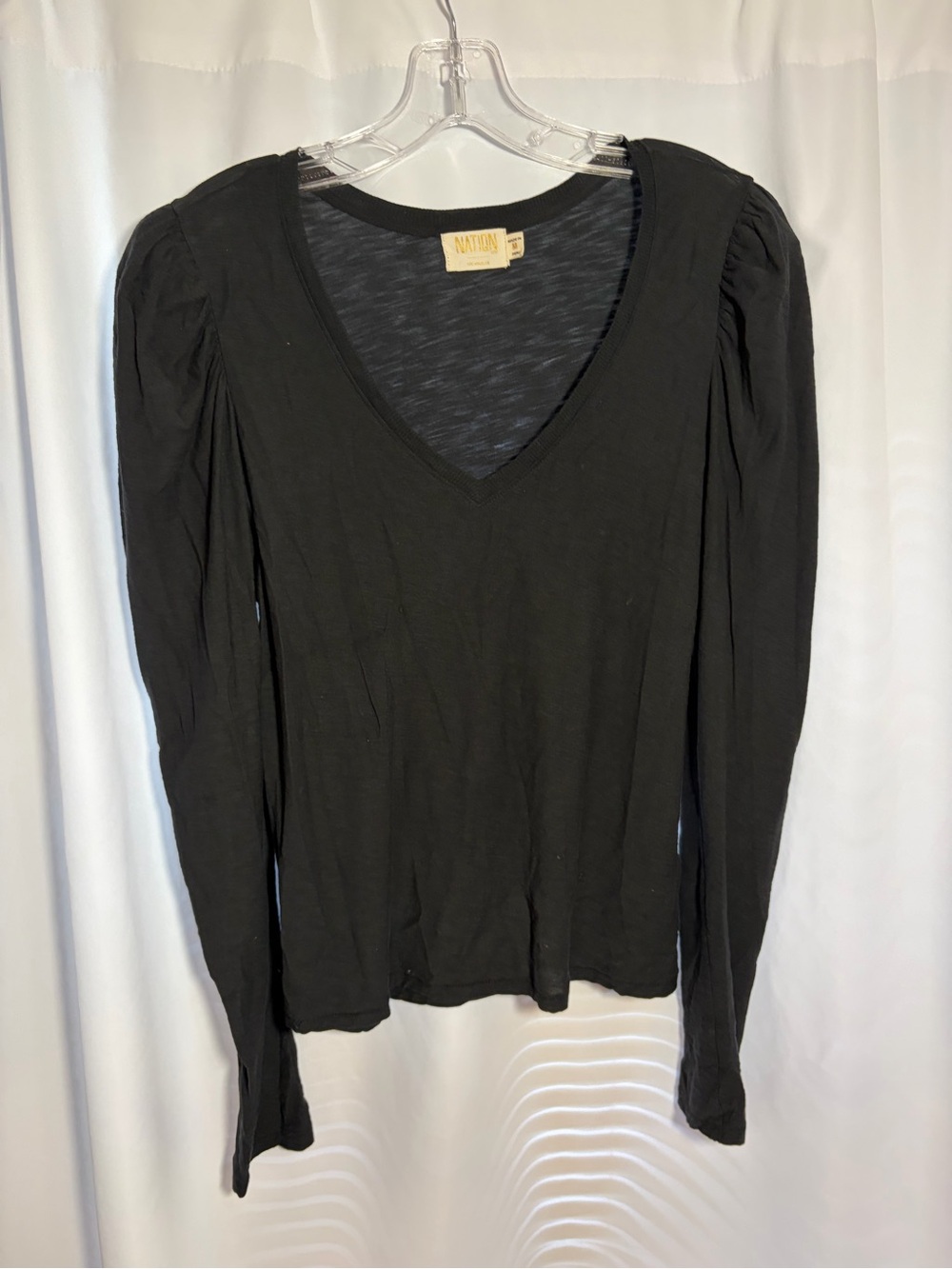 NATION Black Long Sleeve V-Neck Puff Sleeve T-Shirt Size M